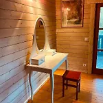 Holzhaus Auf 2000qm In Traumhafter Lage, Keine Partygruppen
