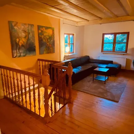 Holzhaus Auf 2000qm In Traumhafter Lage, Keine Partygruppen * Schalkenbach