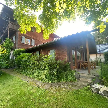 Holzhaus Auf 2000qm In Traumhafter Lage, Keine Partygruppen Дом отдыха *