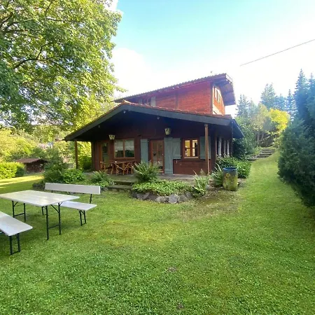 Holzhaus Auf 2000qm In Traumhafter Lage, Keine Partygruppen * Schalkenbach