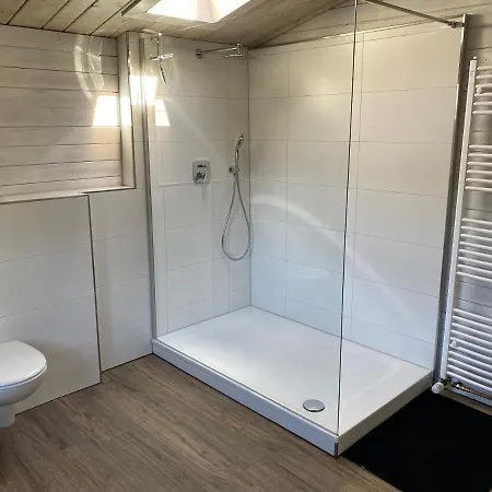 Holzhaus Auf 2000qm In Traumhafter Lage, Keine Partygruppen Schalkenbach