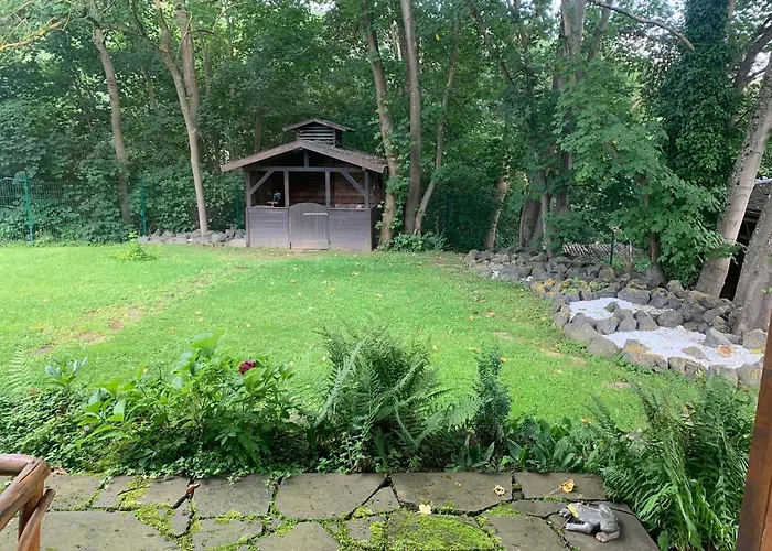 Holzhaus Auf 2000qm In Traumhafter Lage, Keine Partygruppen