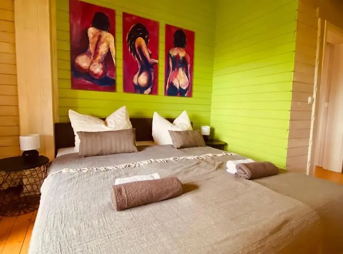 Дом отдыха Holzhaus Auf 2000qm In Traumhafter Lage, Keine Partygruppen