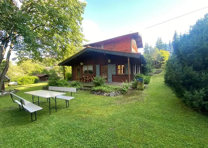 Holzhaus Auf 2000qm In Traumhafter Lage, Keine Partygruppen * Schalkenbach