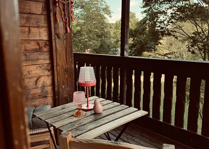 Holzhaus Auf 2000qm In Traumhafter Lage, Keine Partygruppen Schalkenbach